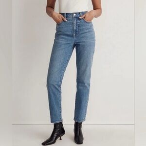 Madewell The Mom Jean Super High Waisted  Size 29